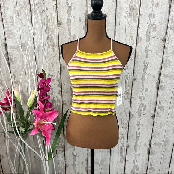RVCA - NWT Hattrick Ribbed Crop Top - Picture 2 of 12